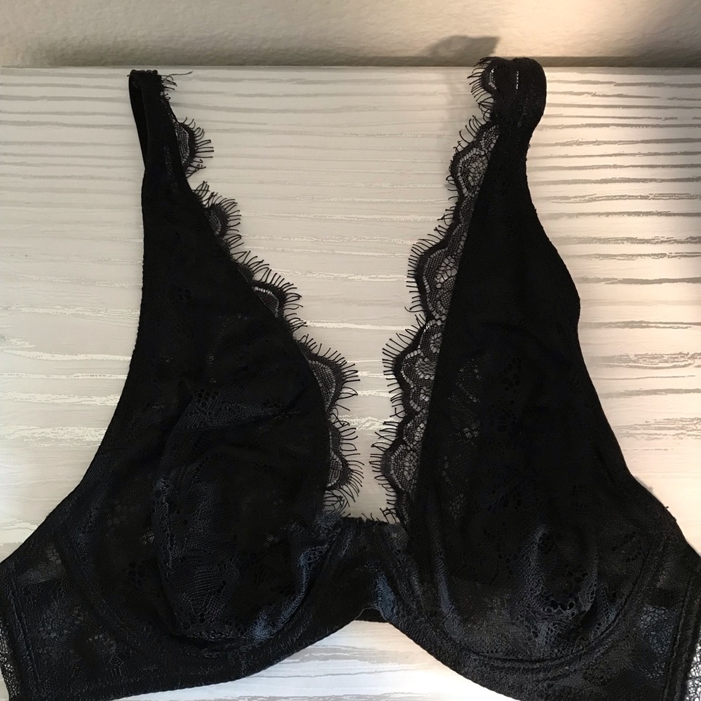 NWT Black Lace Bra